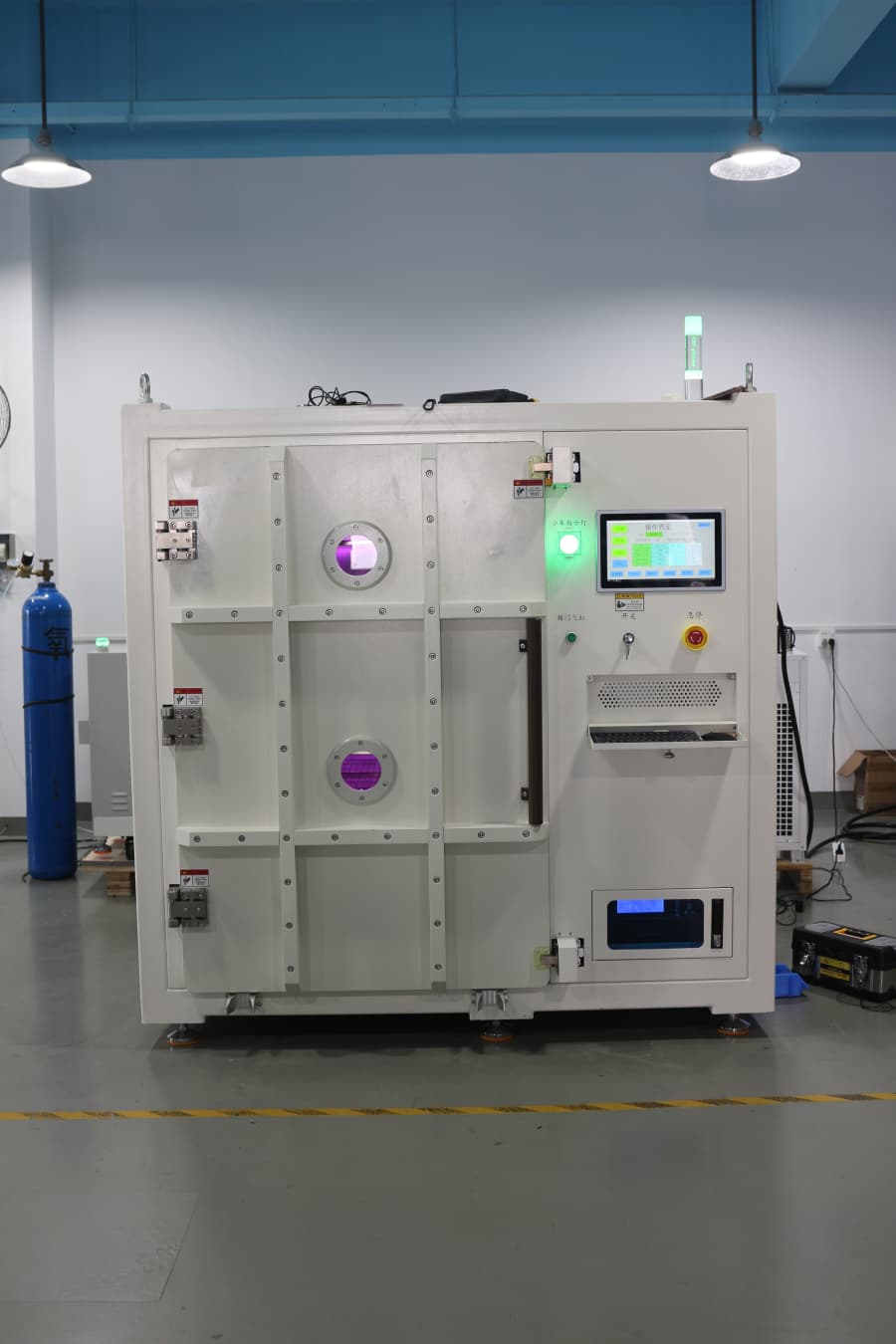 诚峰智造1400L大型真空等离子系统助力风电行业突破超大部件处理瓶颈(图1) IMG_6165.jpg