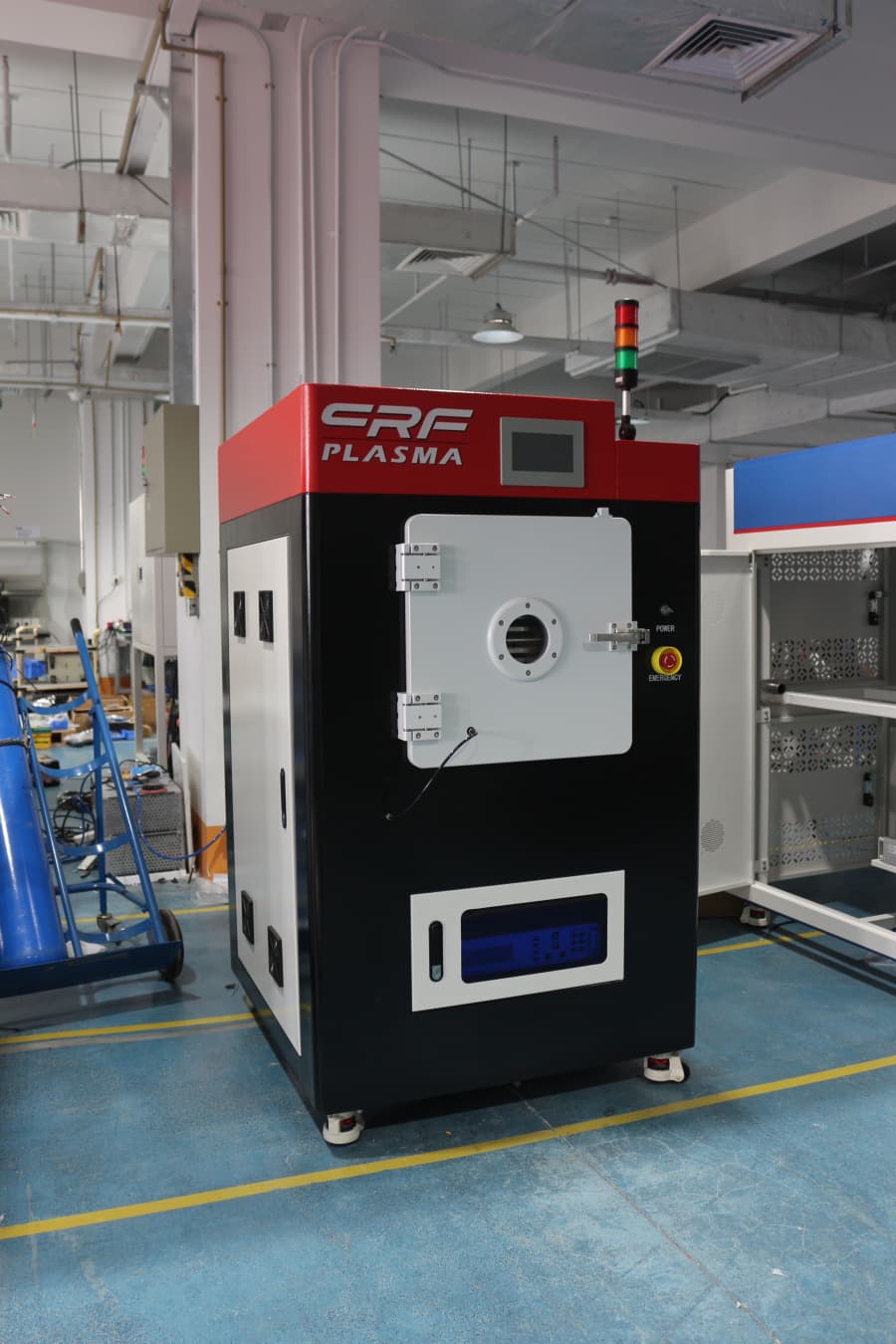 诚峰智造真空等离子(黑红)双色处理系统实现汽车内饰件环保涂装新突破(图2) IMG_6213.jpg