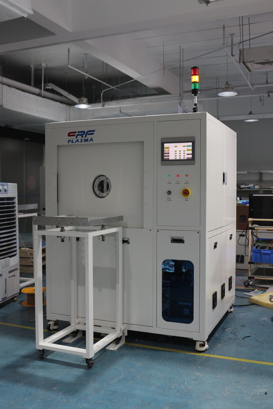 诚峰智造自动上下料真空等离子系统实现汽车传感器智能制造升级(图3) IMG_6137.jpg