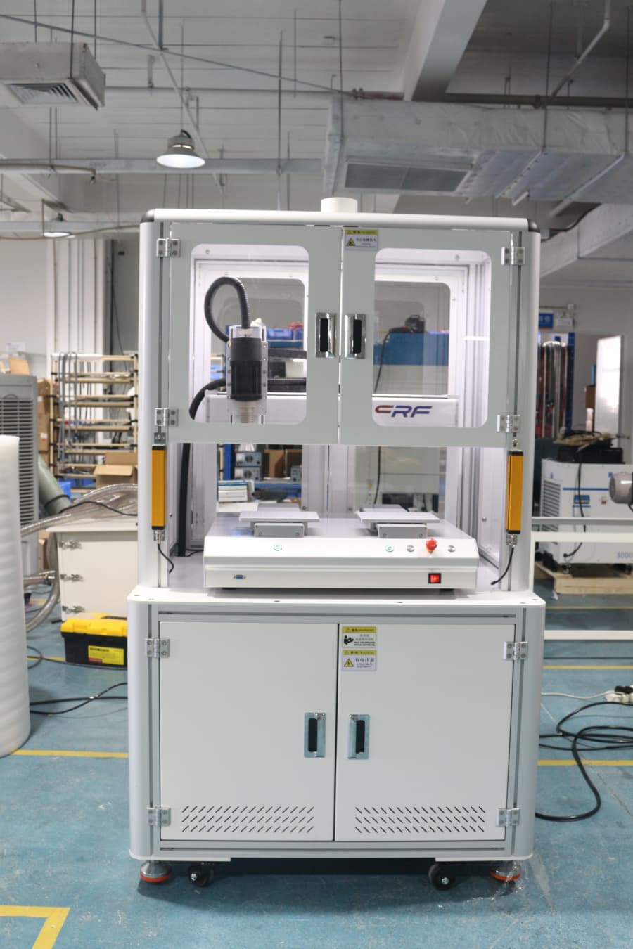 诚峰智造XY轴平台等离子系统实现晶圆级芯片封装高精度处理(图1) IMG_8716.jpg